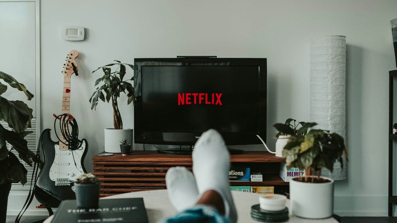 Netflix - Foto de Mollie Sivaram en Unsplash