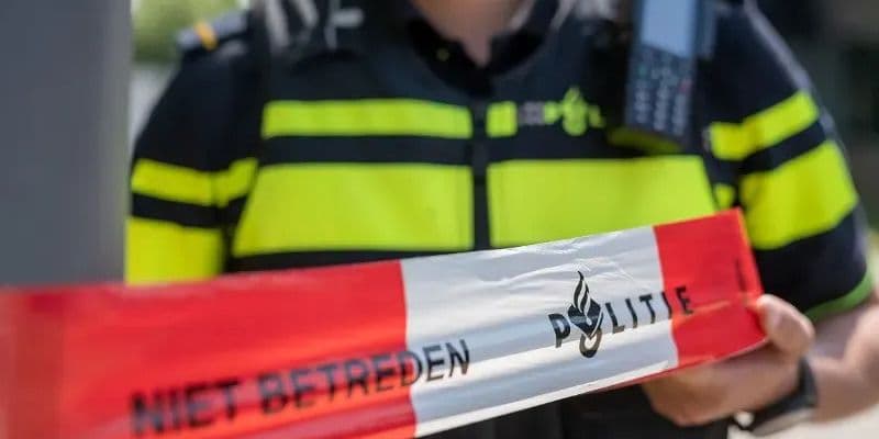 Un muerto, dos policías heridos y 34 detenidos tras tiroteo en Overasselt