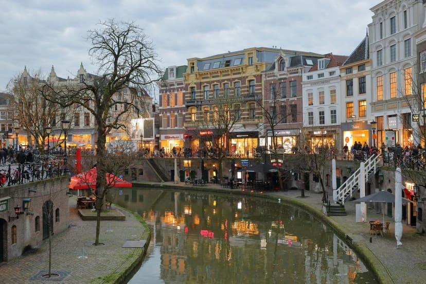 Utrecht - Foto de Martin Woortman en Unsplash
