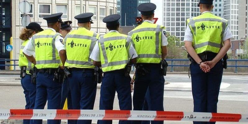 Policía neerlandesa