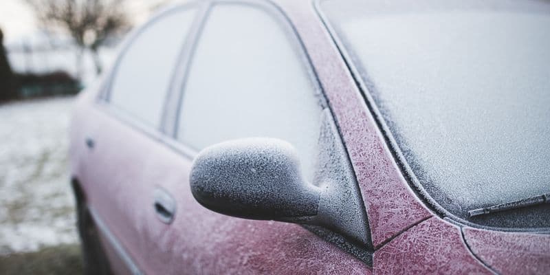 Coche congelado