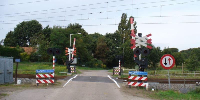 ProRail asegura la mayoría de los cruces ferroviarios peligrosos en Holanda