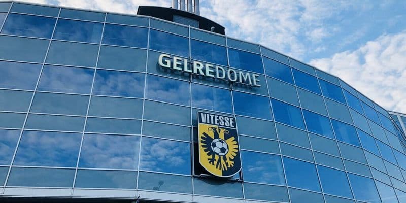 Vitesse conserva su licencia profesional