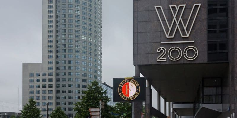Feyenoord eliminado de la competición europea por tercera temporada consecutiva