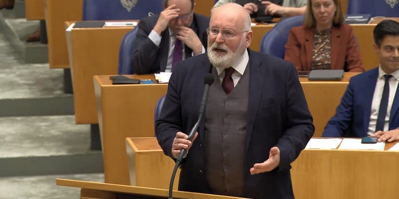 Timmermans presentará una moción de censura contra las ministras del PVV
