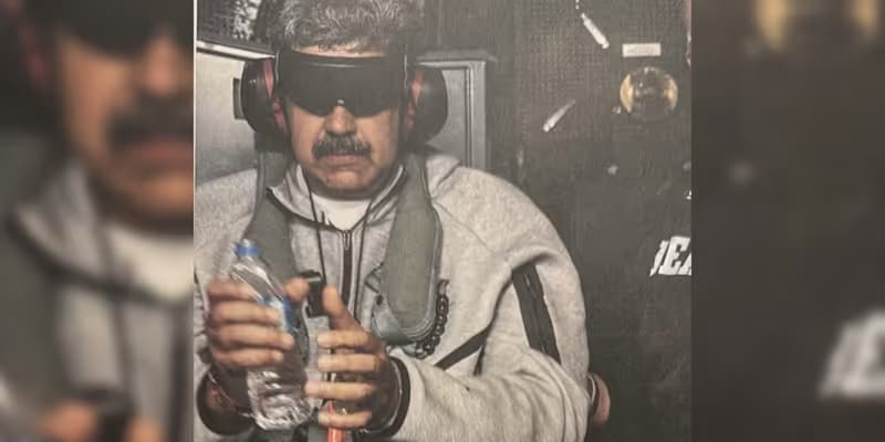 Nicolás Maduro, tras ser arrestado a bordo del 'USS Iwo Jima'.