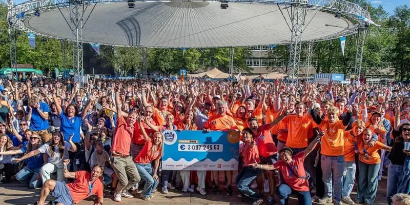 Participantes del Amsterdam City Swim (2026)