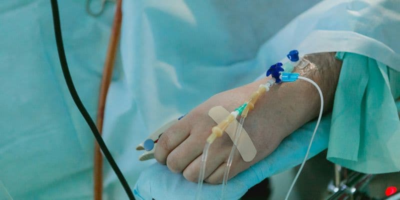 Persona enferma en hospital
