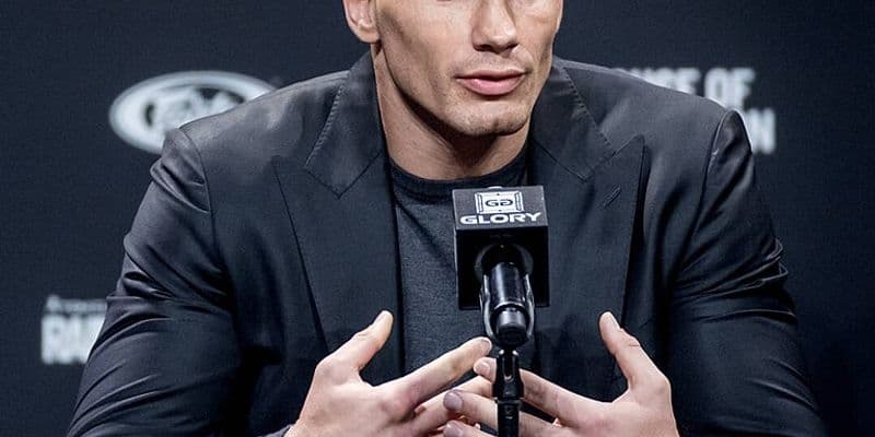 Rico Verhoeven acusado de amenazas por su ex socio comercial