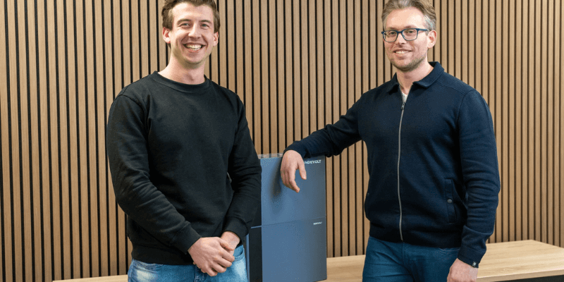 Equipo de Thuisbatterij con batería doméstica (Indevolt)