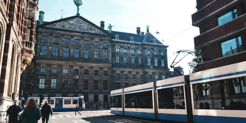 Joven turista muere atropellado por un tranvía en Ámsterdam