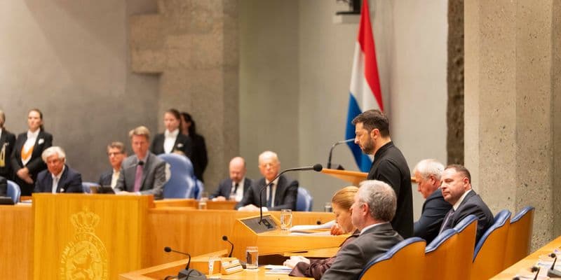 Volodymyr Zelenskyy en la Tweede Kamer