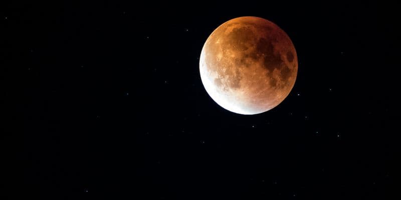 Eclipse lunar oscurecerá el 93% de la Luna en Países Bajos