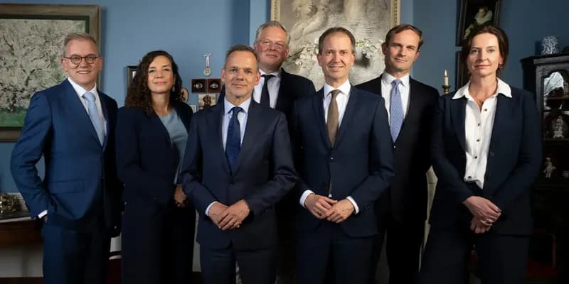 Ministros del partído político NSC