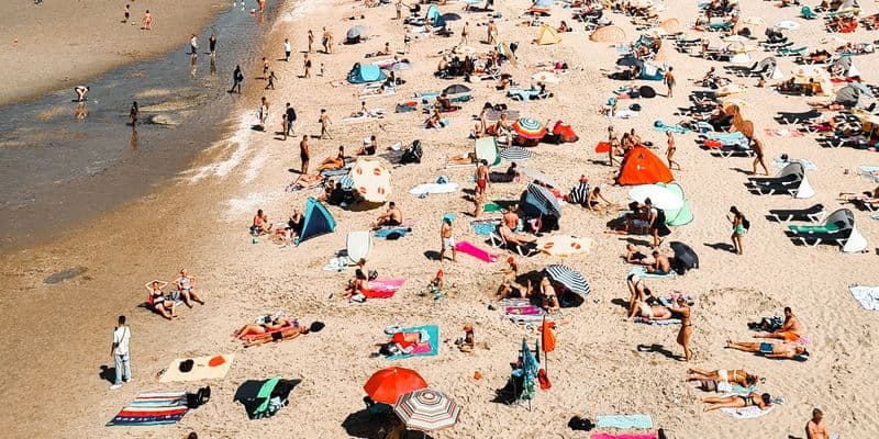 Personas en una playa