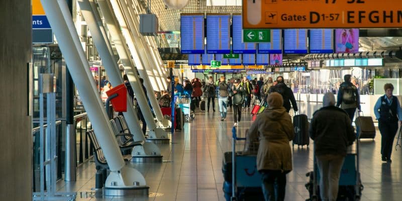 Retrasos en schiphol todo el fin de semana por obras en las vías