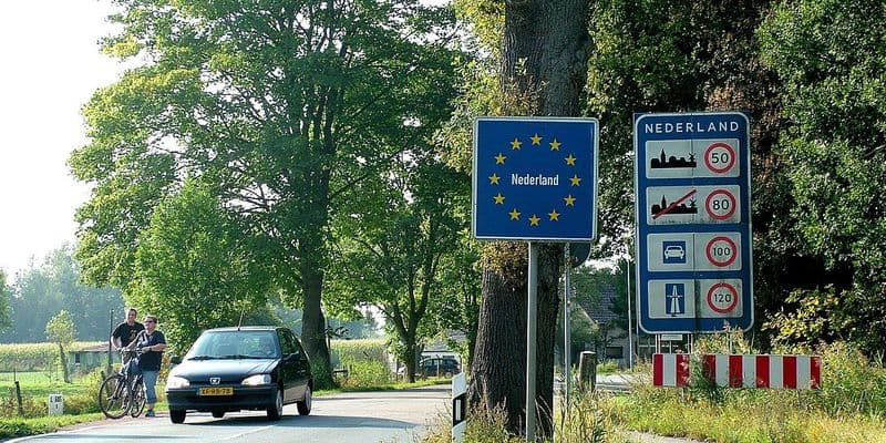 Bruselas pide a Países Bajos que suspenda los controles fronterizos