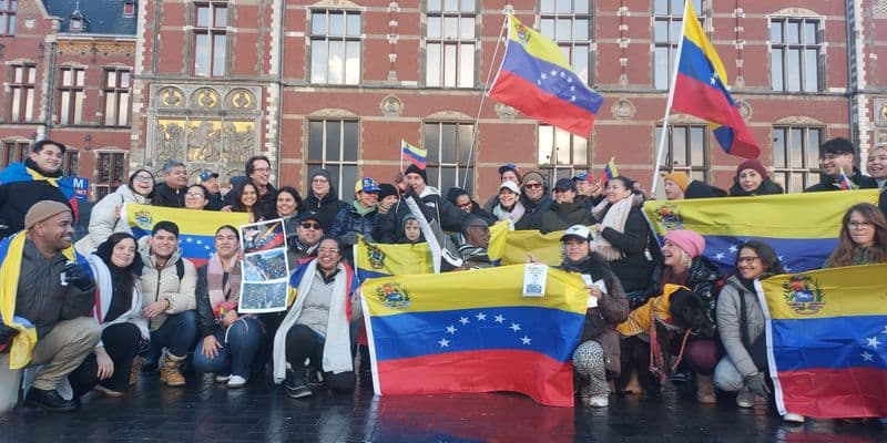 Venezolanos en Países Bajos reaccionan tras las últimas noticias sobre Maduro