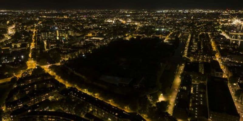 Artis, el primer zoológico del mundo con cielo nocturno protegido